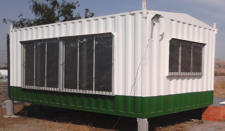 container-cabin-1